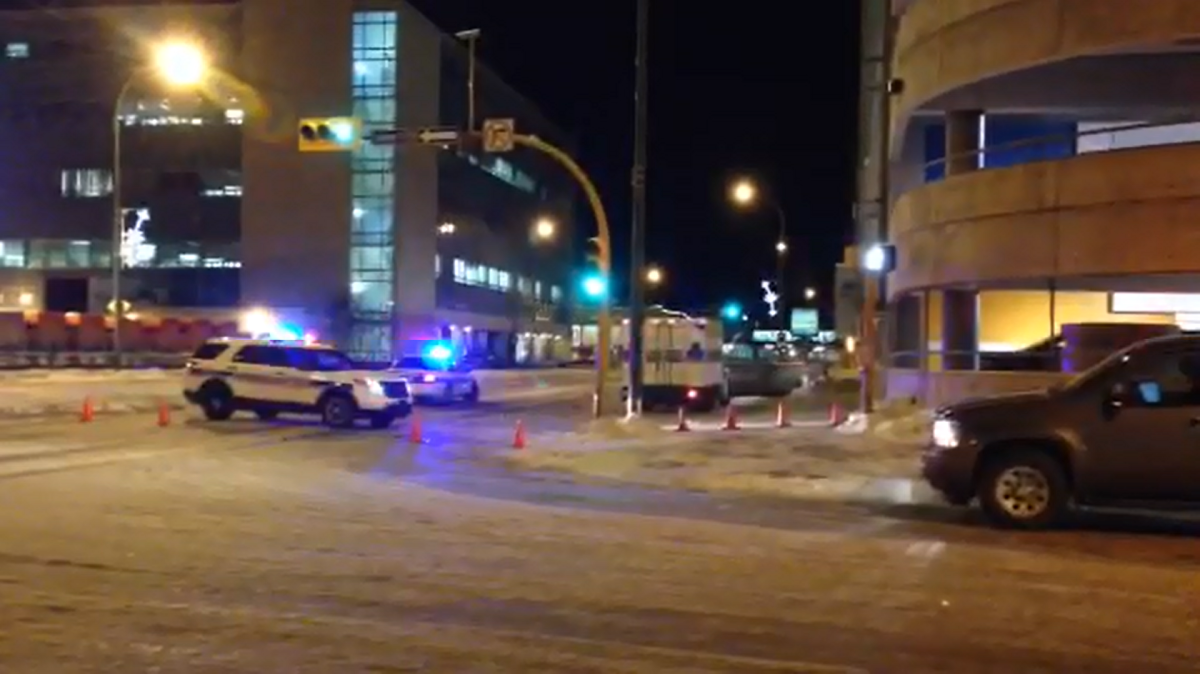 Saskatchewan Drive was blocked off for hours Friday night as police dealt with a suspicious bag found underneath a police car.
