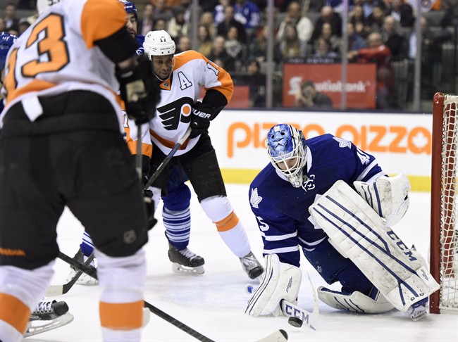 Maple Leafs defeat Flyers 3-2 after trading away David Clarkson - image