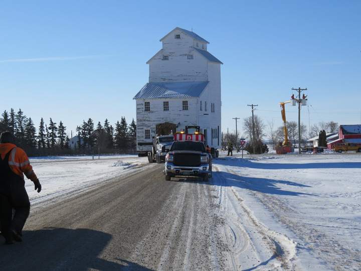 grain elevator Pembina Threshermen's Museum