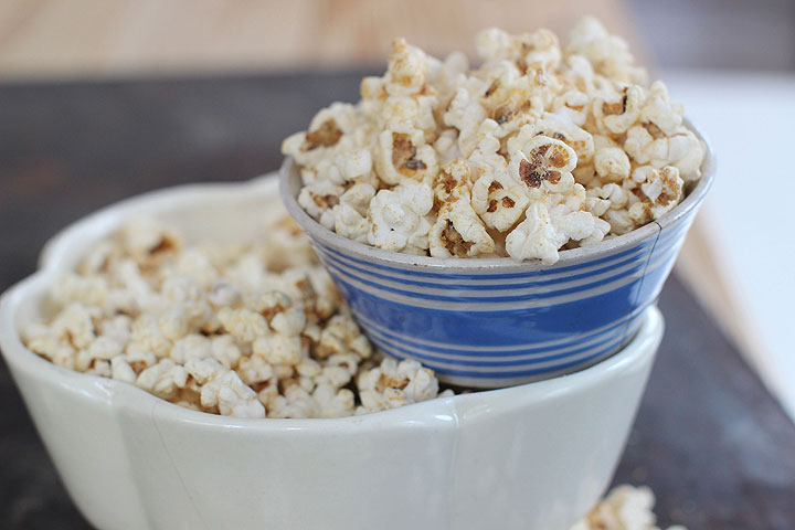 This Jan. 19, 2015 photo shows salty sweet peanut honey popcorn in Concord, N.H. The recipe is simple, with just enough sweetness from a hit of honey to balance the salty peanut flavor. Using coconut oil for the popping rounds out the flavor. 