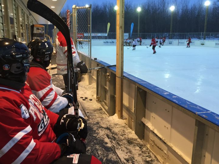 IN PHOTOS World’s Longest Hockey Game at Saiker’s Acres Globalnews.ca