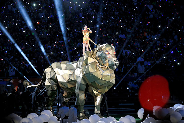 Katy Perry performs “Roar.”