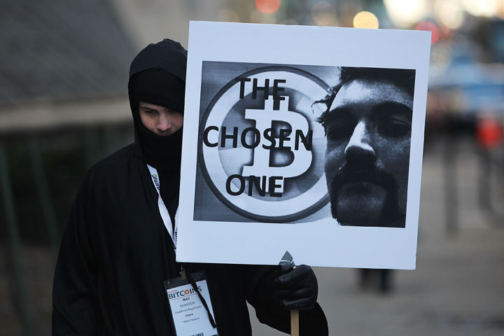 Max Dickstein stands with other upporters of Ross Ulbricht, the alleged creator and operator of the Silk Road underground market, in front of a Manhattan federal court house.