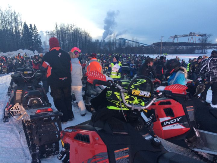 Hundreds of snowmobilers attempt to put Whitecourt in the record books
