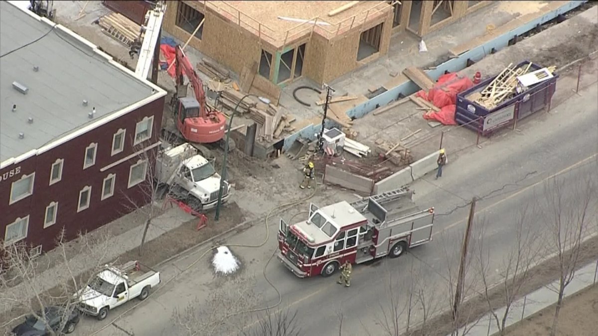 Crews respond to gas leak in southwest Calgary.