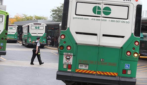 Metrolinx reports 89 bus trip cancellations as COVID-19 vaccine mandate takes effect