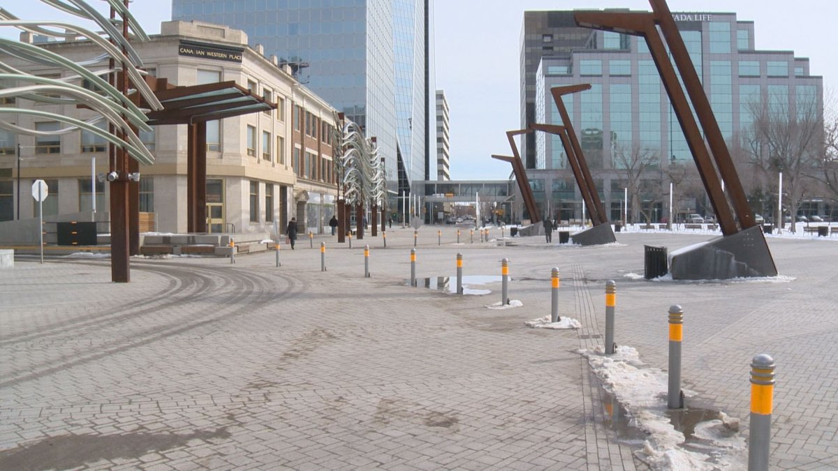 Regina councillors are proposing that City Square Plaza be renamed to Pat Fiacco Plaza to honour a former mayor who played an integral roll in its construction.