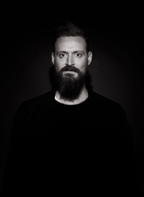 Tips on breaking men's formal fashion mould