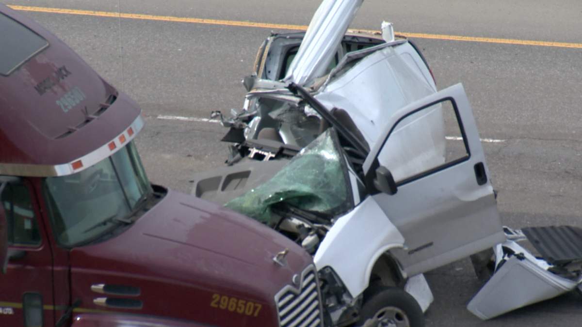 Northbound Deerfoot Trail reopens after serious collision - Calgary ...