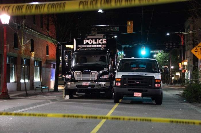 Two men dead after stabbing in Vancouver hotel - BC | Globalnews.ca