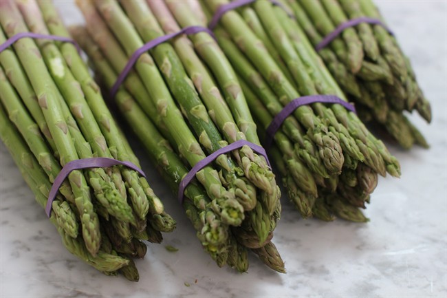 Freshness not thickness matters when buying asparagus
