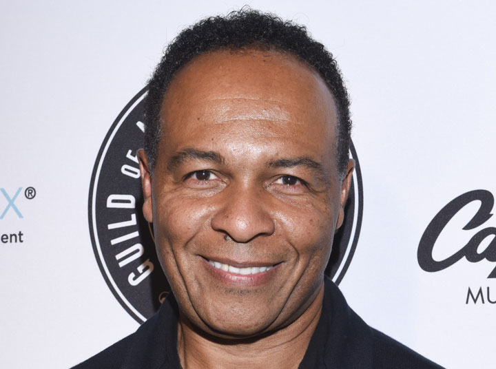 How tall is deals ray parker jr