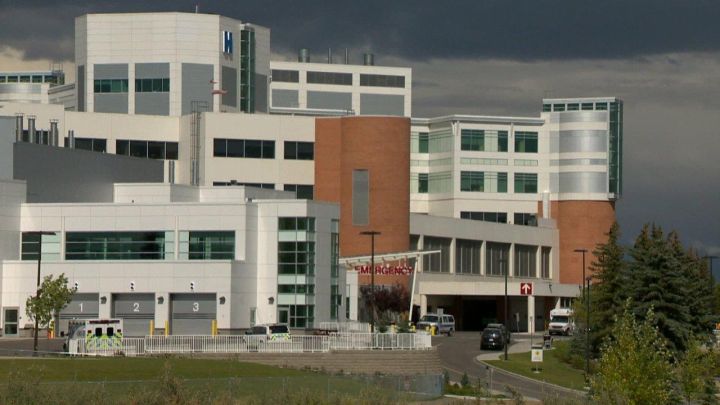 5 more patients test positive for COVID-19 in Calgary hospital outbreak: AHS