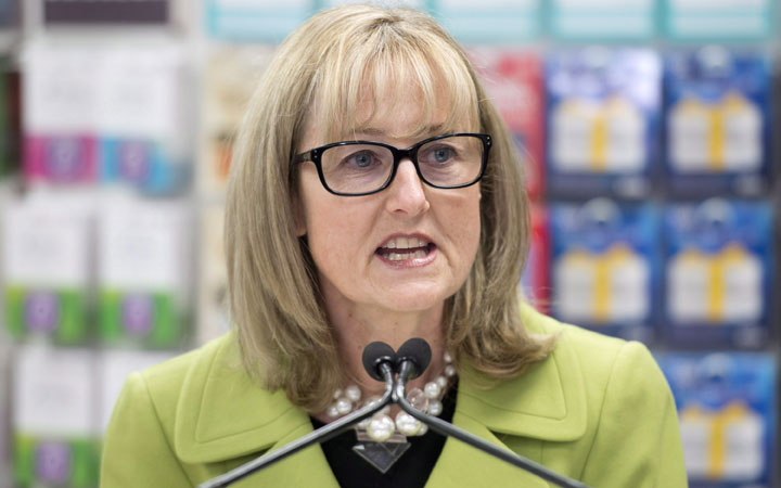 Lucie Tedesco introduces Finance Minister Joe Oliver during an event Wednesday April 30, 2014 in Ottawa.
