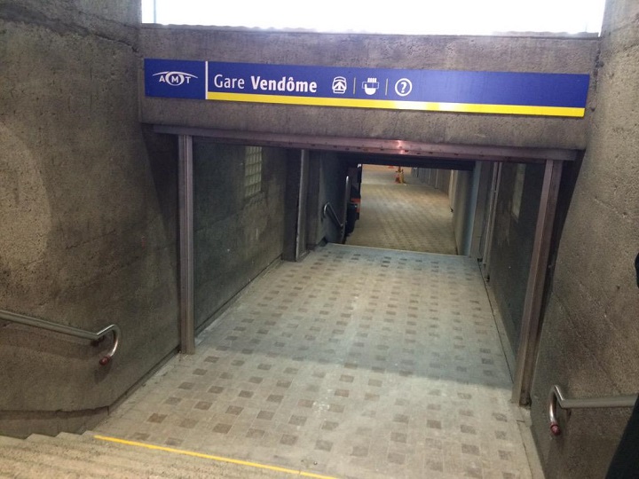 The STM and AMT worked with firefighters to ensure safe access to and exit from the Vendome station – MUHC superhospital access tunnel is safe for those entering and exiting.