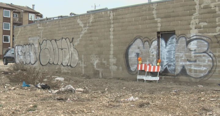 Tagging And Graffiti Vandalism Going Down In Edmonton Edmonton Globalnewsca 