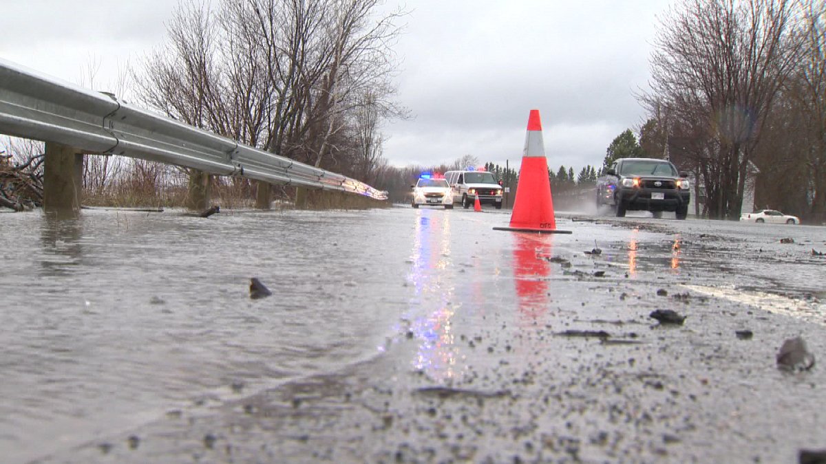 Fredericton, Jemseg reach flood stage, EMO warns more on the way New Brunswick Globalnews.ca