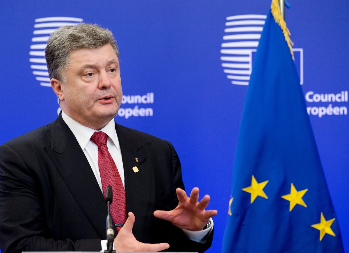 Ukrainian President Petro Poroshenko speaks at a press conference at an EU summit in Brussels, Belgium on February 12, 2015.