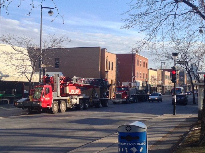 Crews remove part of St. Henri’s St. Zotique Church bell tower Montreal Globalnews.ca