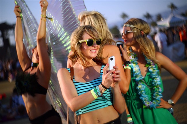 Fashion aims to share the spotlight with music at Coachella