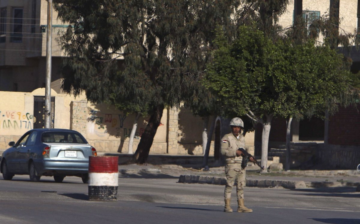 An Egyptian soldier mans a checkpoint in el-Arish, 290 kilometres east of Cairo, North Sinai, Egypt, Saturday, Jan. 31, 2015.