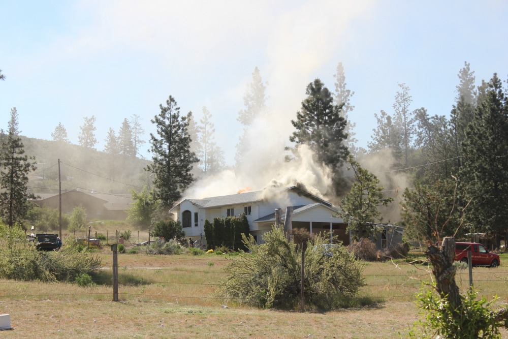 UPDATE: Smoke billowing from Oliver house fire - image