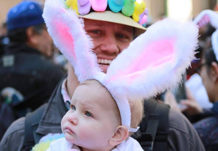 Participants wear Easter bonnets atEaster Mass at St. Patrick’s Cathedral, New York
