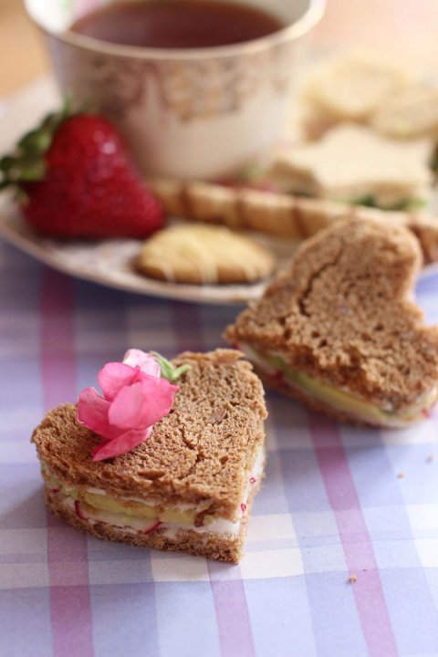 Recipe ideas for Mother’s Day tea sandwiches | Globalnews.ca