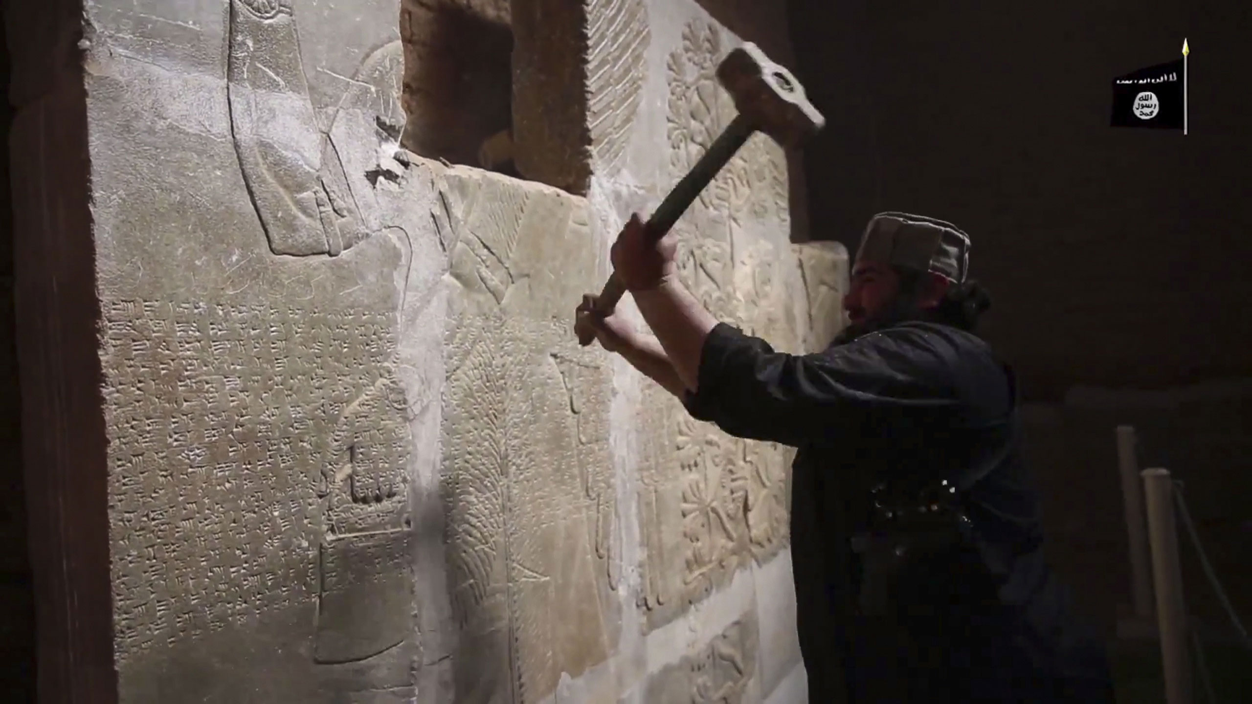 Islamic State militants destroy ruins at ancient Iraqi city of Nimrud ...