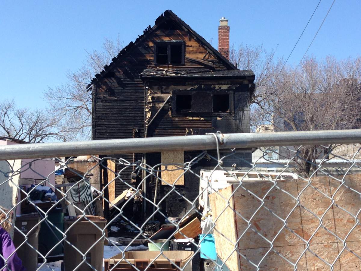 Suspicious fire delays insurance coverage for Regina family - image