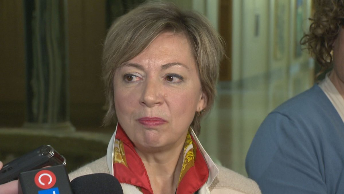 Saskatchewan’s ombudsman Mary McFadyen says people can still contact her office with administrative health complaints.