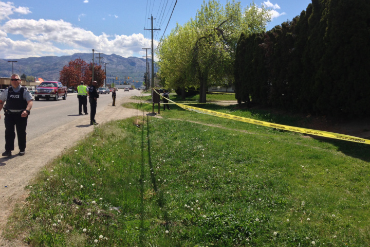 Man fights for his life after West Kelowna stabbing - image