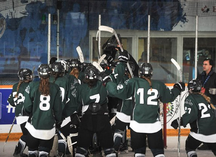 The Saskatoon Stars defeated the Central Capitals to win bronze at the 2015 Esso Cup this weekend.