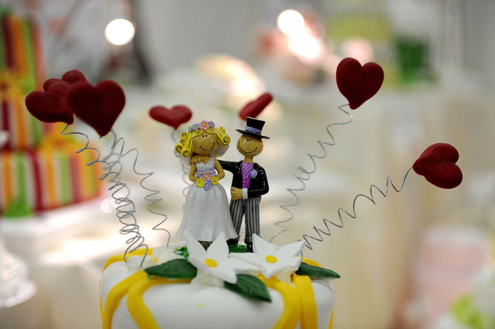 decoration of a wedding cake