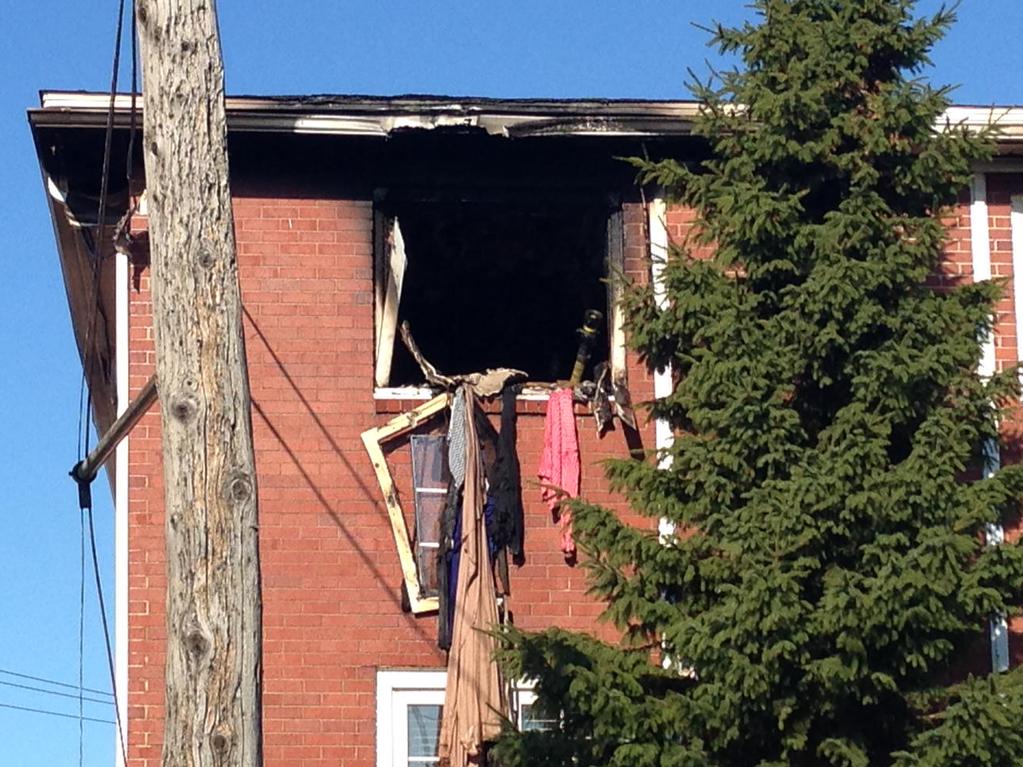 An early morning fire on Belmont Street in Moncton has displaced 14 people.