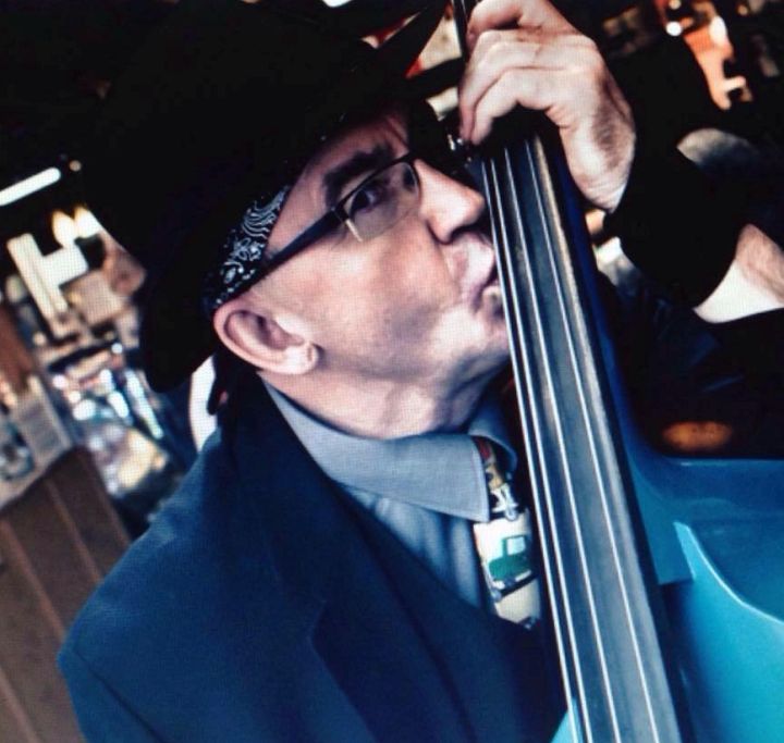 $500 reward to reunite Calgary musician with stolen standup bass - image
