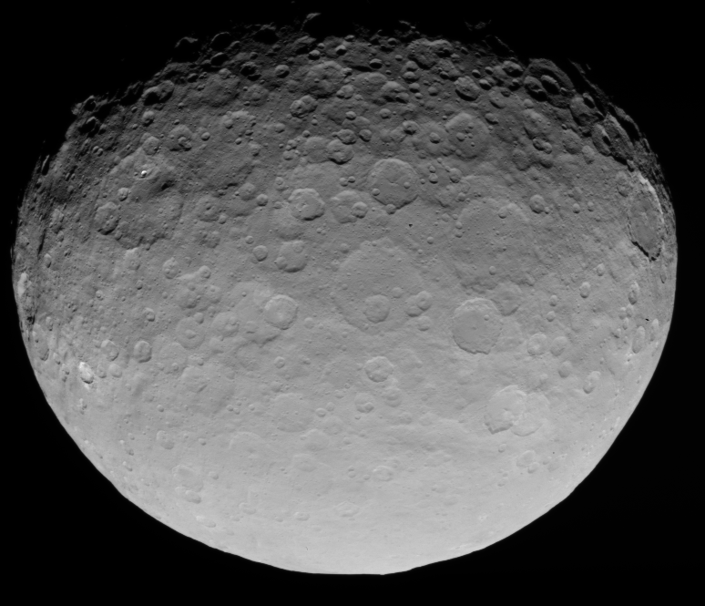 Dawn spacecraft sees white spots on Ceres