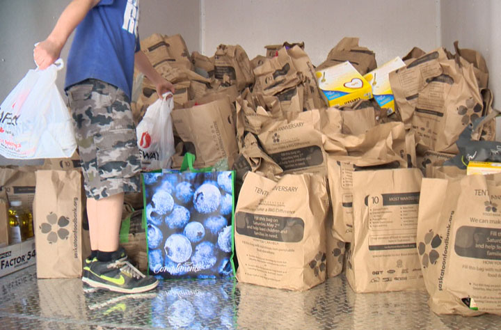 Over 500 volunteers hit the streets on the weekend to collect donations for the Saskatoon Food Bank.