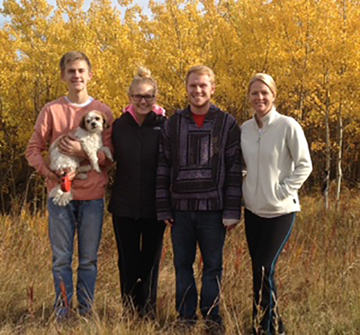 Linda Olsen and her family.