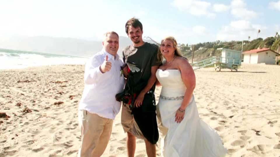 wedding crashed by helicopter