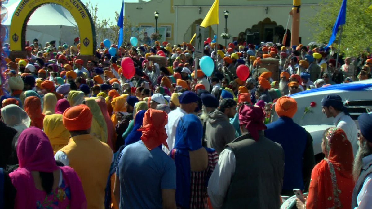 Annual Sikh parade floods northeast communities Calgary Globalnews.ca