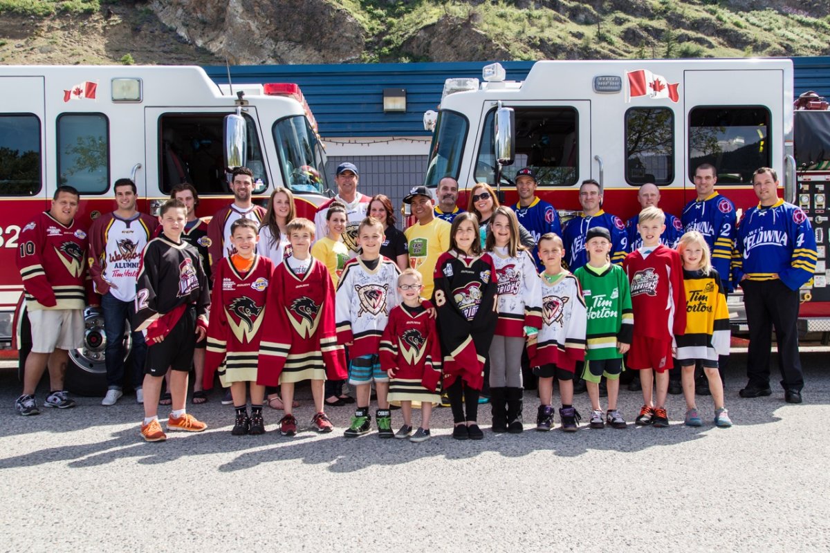 West Kelowna firefighters trade hoses for hockey sticks Okanagan