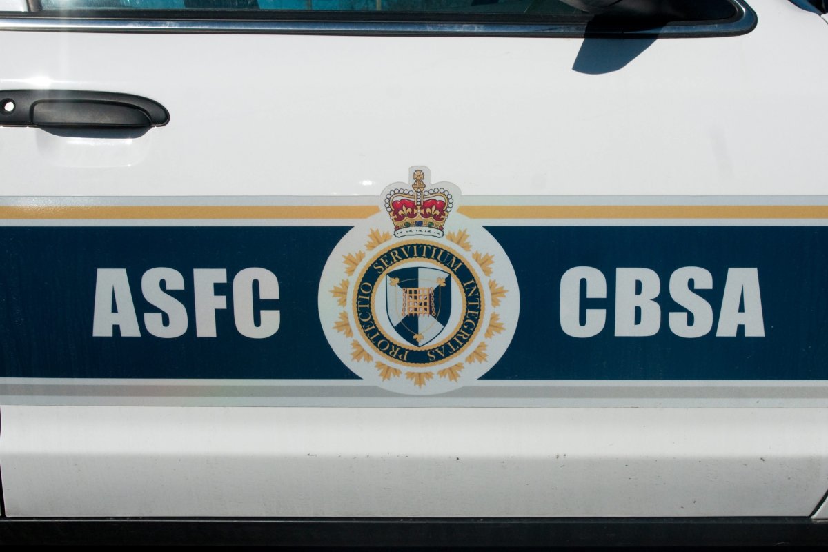 CBSA logo on patrol car.