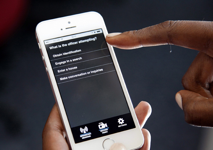 New smartphone app offers legal advice for random police encounters ...