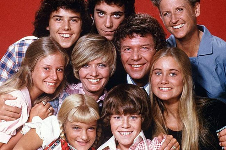 ‘Brady Bunch’ star reveals Cindy made out with Bobby - image