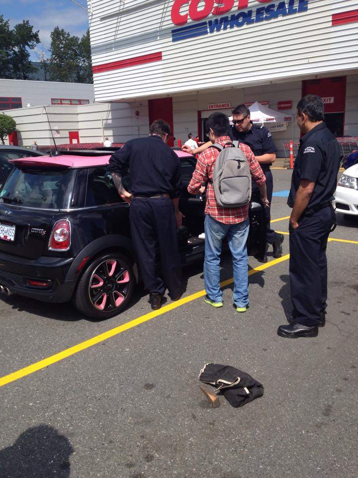 Concerned Burnaby resident acts quickly after seeing dog in hot car - image
