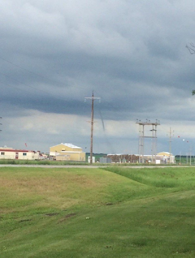 IN PHOTOS: Tornadoes touch down in southwestern Manitoba - Winnipeg ...