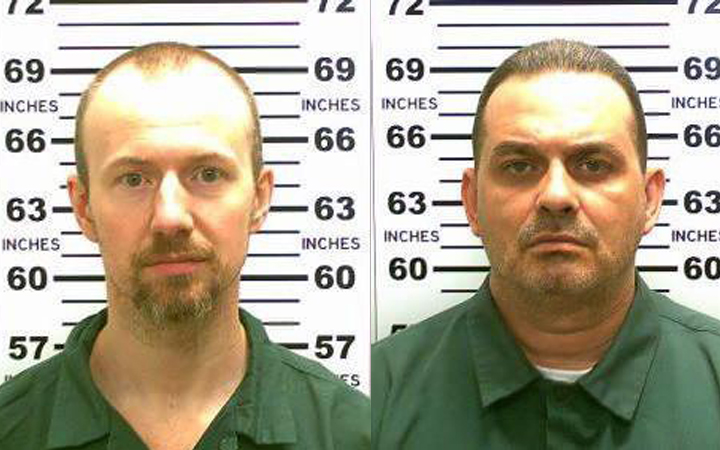 Photos released by the New York State Police shows David Sweat (L) and Richard Matt (R).