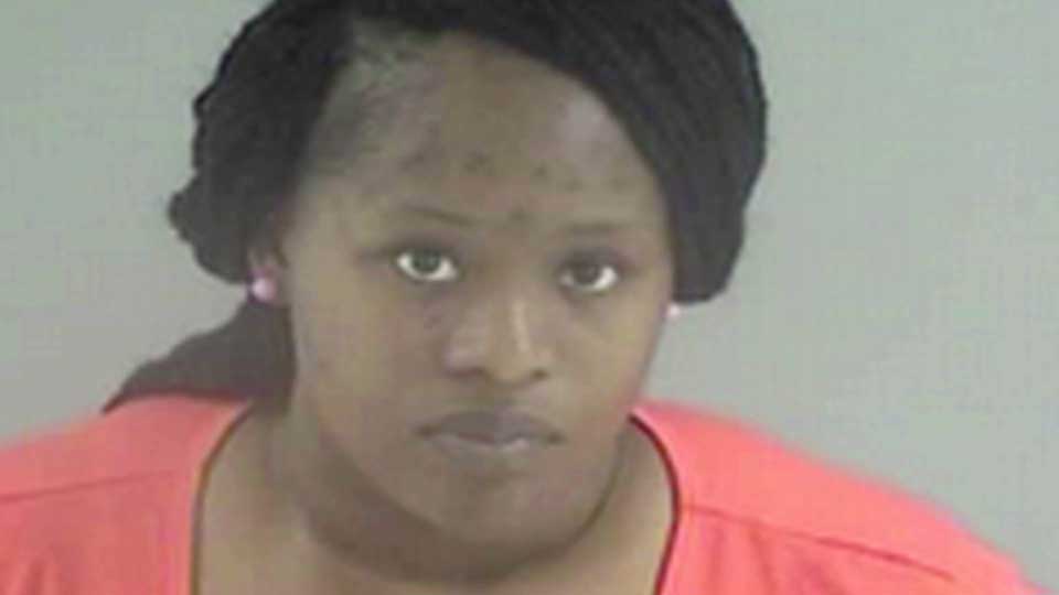 Mom leaves kids in car while turning herself in for leaving kids in car ...