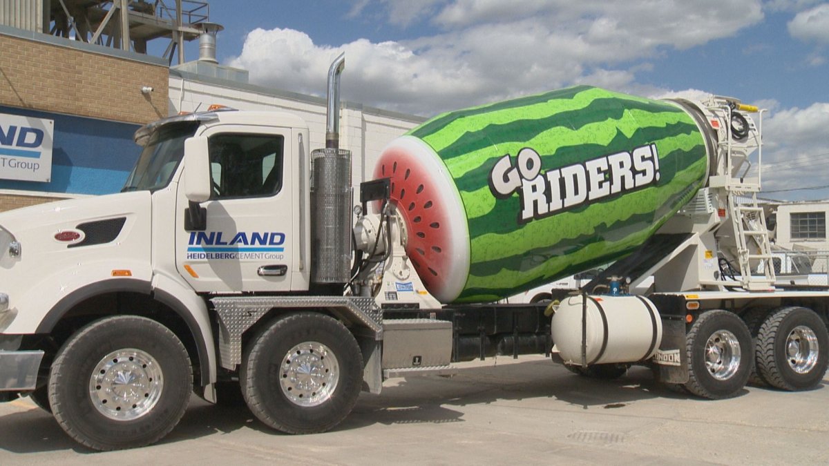 Regina cement business ‘mixes it up’ to show Rider pride - image